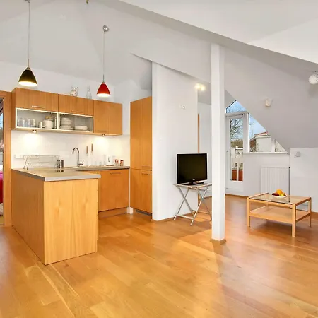 27 Soley & 2* Reykjavik